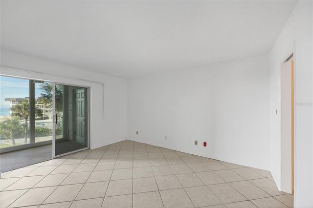 2110 BENJAMIN FRANKLIN DRIVE 303, Sarasota, FL 34236