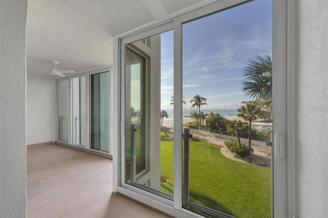 2110 BENJAMIN FRANKLIN DRIVE 303, Sarasota, FL 34236