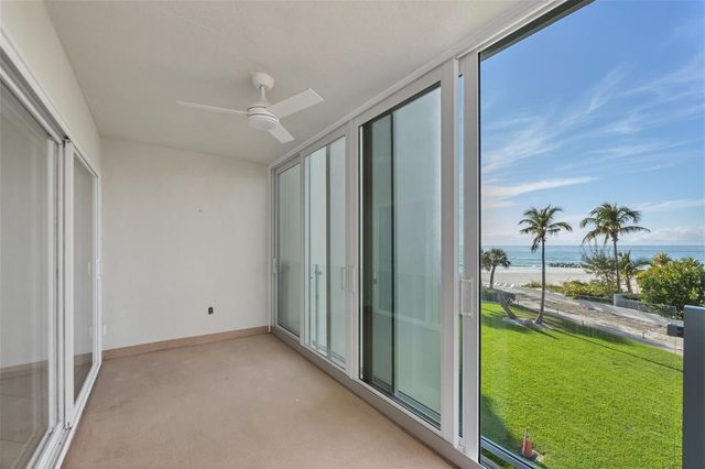 2110 BENJAMIN FRANKLIN DRIVE 303, Sarasota, FL 34236