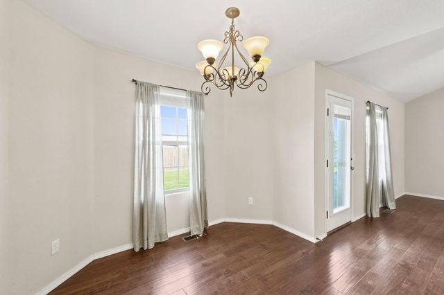 1101 S Venice Avenue, Republic, MO 65738