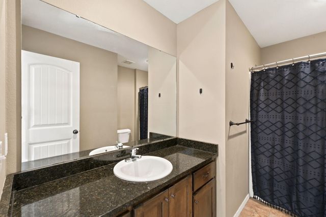 1101 S Venice Avenue, Republic, MO 65738
