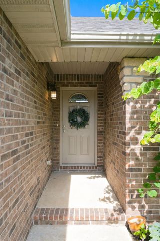 1101 S Venice Avenue, Republic, MO 65738