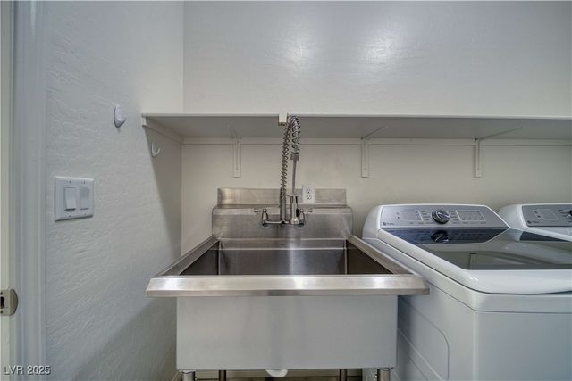 6431 Sundance Street, Pahrump, NV 89061