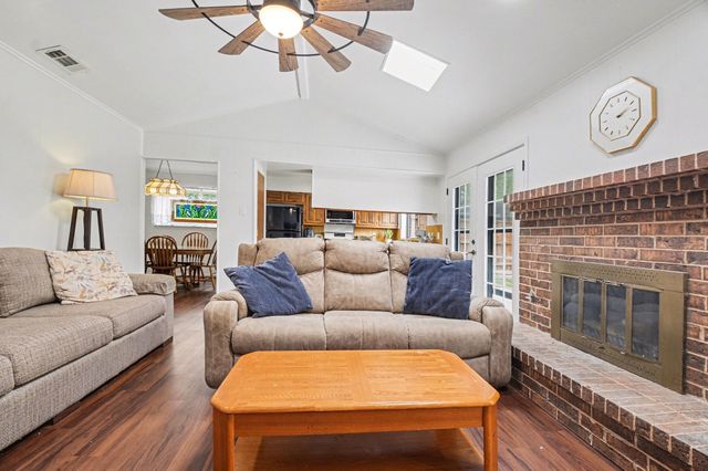 1738 Glouchester Drive, Garland, TX 75044