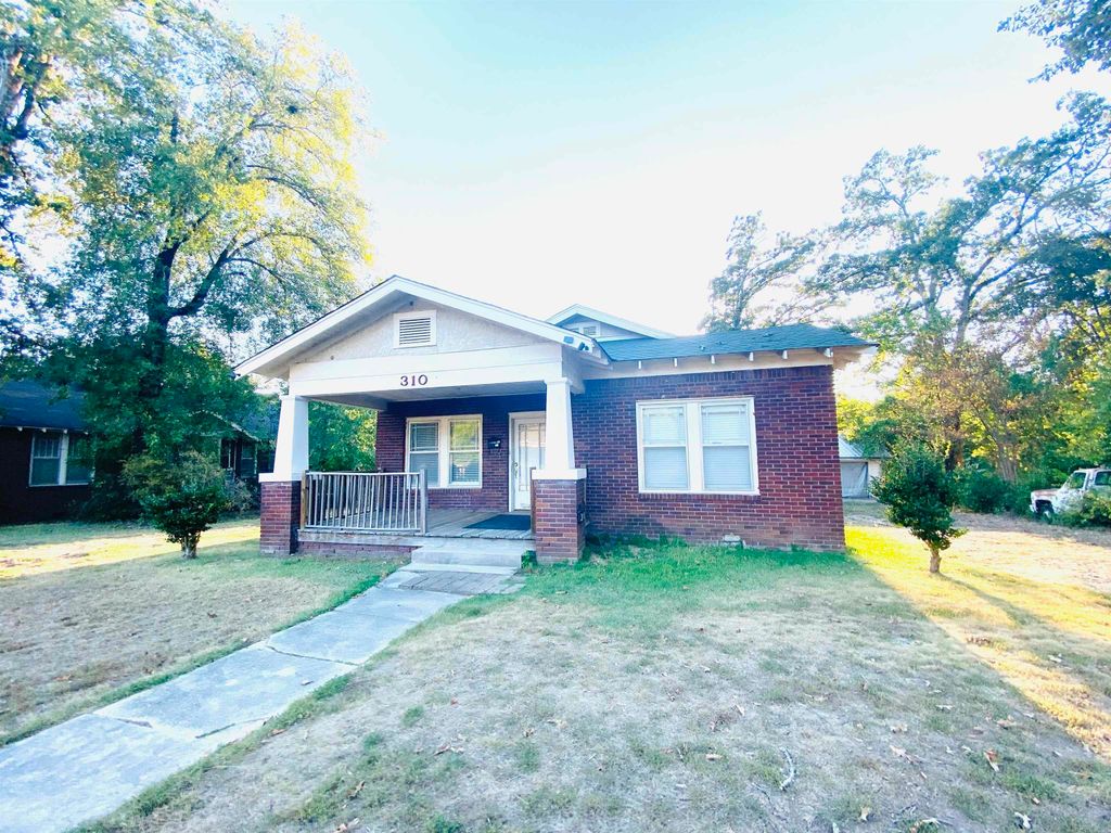 310 Helen Street, Camden, AR 71701