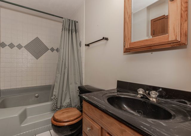 9554 Rock River View, Colona, IL 61241