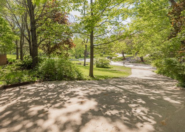 9554 Rock River View, Colona, IL 61241