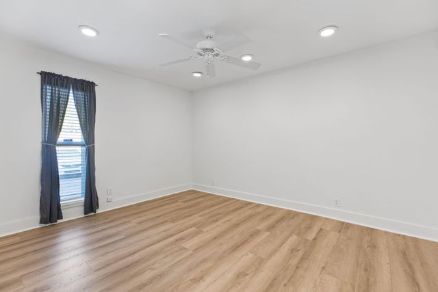 5820 Berkman DR 116, Austin, TX 78723