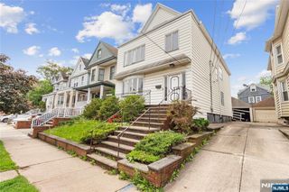 42 E 40th Street, Bayonne, NJ 07002