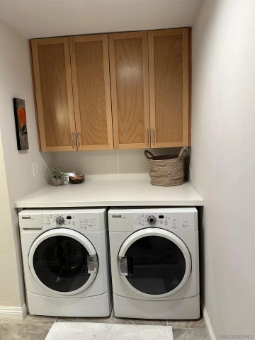 242 Dolphin Cove Ct, Del Mar, CA 92014