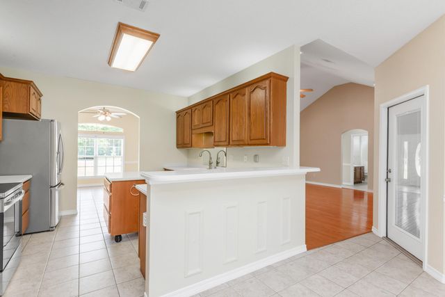5552 Frontier Drive, Crestview, FL 32536