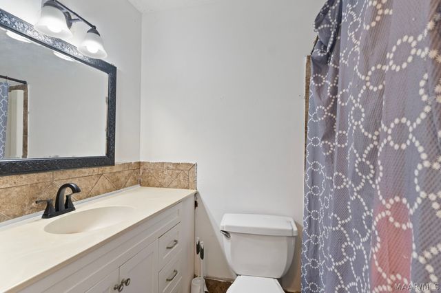 3924 ROUSE RIDGE Court, Montgomery, AL 36111