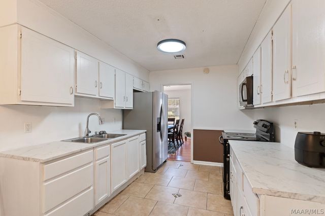 3924 ROUSE RIDGE Court, Montgomery, AL 36111