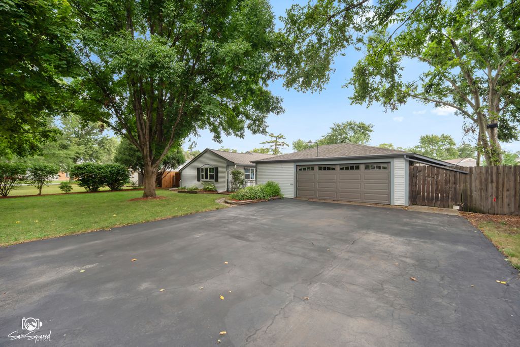 172 Lawton Lane, Bolingbrook, IL 60440 — photo 2