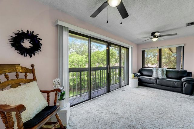 1109 Duncan Circle 203, Palm Beach Gardens, FL 33418