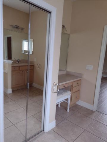 592 DOWLING CIRCLE, Lady Lake, FL 32159
