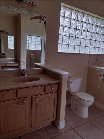 592 DOWLING CIRCLE, Lady Lake, FL 32159