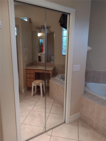 592 DOWLING CIRCLE, Lady Lake, FL 32159