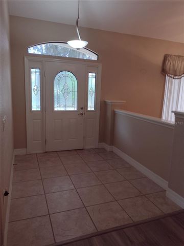 592 DOWLING CIRCLE, Lady Lake, FL 32159