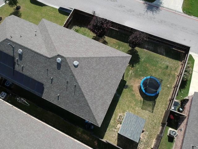 101 Muenster DR, Hutto, TX 78634