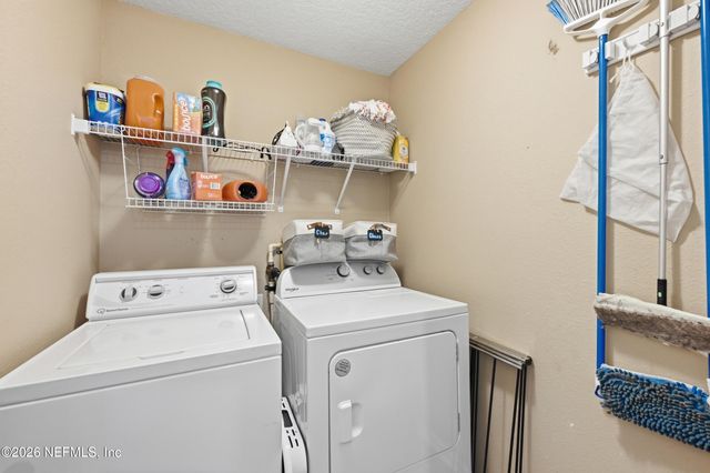 352 W NEW ENGLAND Drive, Elkton, FL 32033