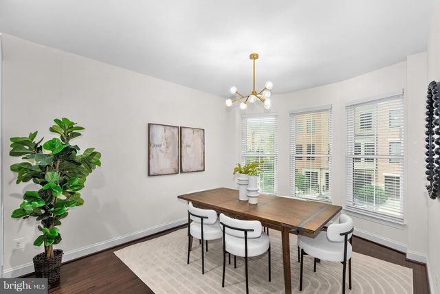 20401 CODMAN DR, Ashburn, VA 20147