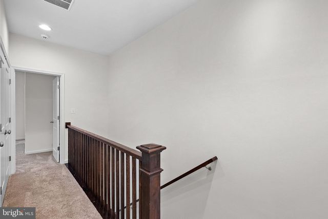 20401 CODMAN DR, Ashburn, VA 20147