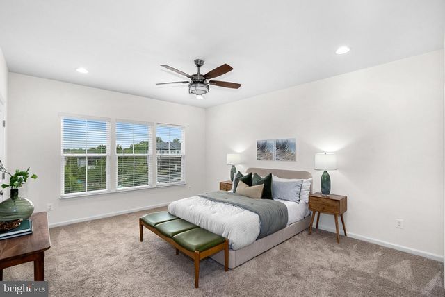 20401 CODMAN DR, Ashburn, VA 20147