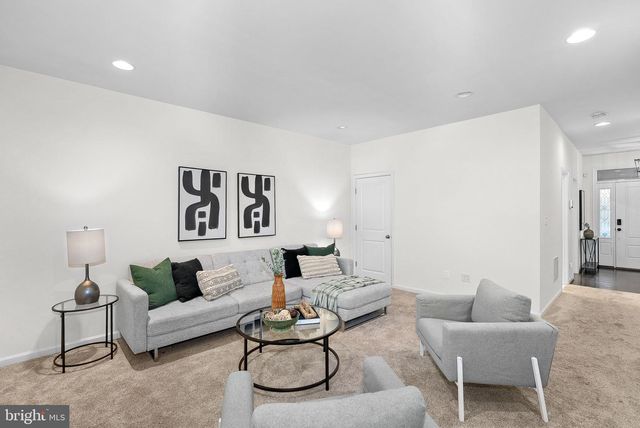 20401 CODMAN DR, Ashburn, VA 20147