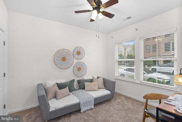 20401 CODMAN DR, Ashburn, VA 20147