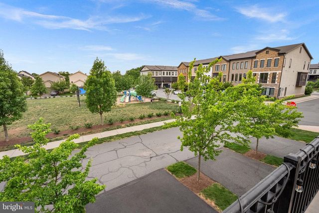 20401 CODMAN DR, Ashburn, VA 20147