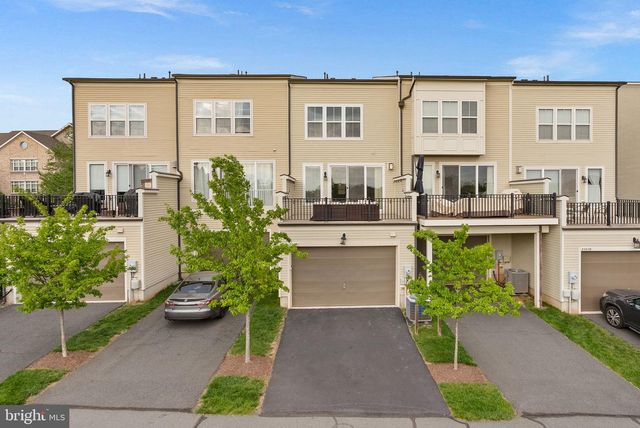 20401 CODMAN DR, Ashburn, VA 20147