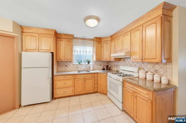 397 Davis Avenue, Kearny, NJ 07032