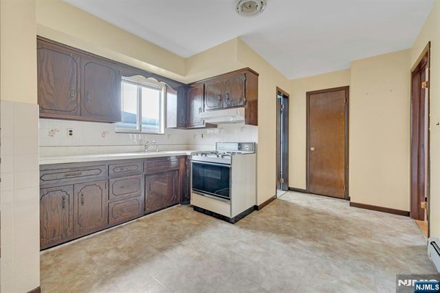 397 Davis Avenue, Kearny, NJ 07032