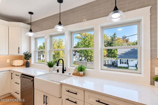 63 Day Avenue, Middletown, NJ 07748