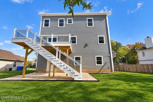 63 Day Avenue, Middletown, NJ 07748