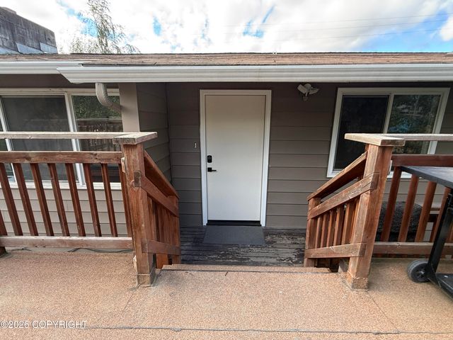 4625 Taft Street, Anchorage, AK 99517