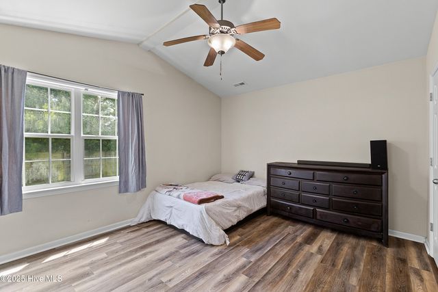 4000 W T Whitehead Drive, Jacksonville, NC 28546