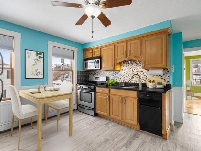 15 Hillock St 2, Boston, MA 02131