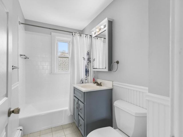 15 Hillock St 2, Boston, MA 02131