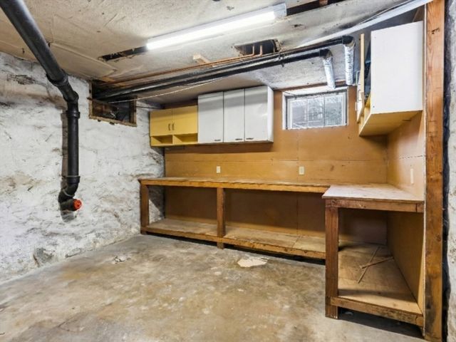 15 Hillock St 2, Boston, MA 02131