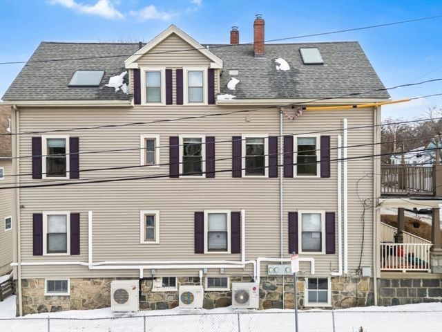 15 Hillock St 2, Boston, MA 02131