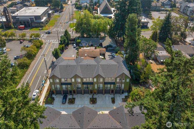 18521 1st Avenue NE #B, Shoreline, WA 98155