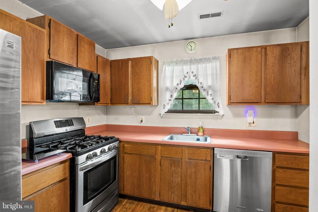 12 GLORIA CT, EASTAMPTON, NJ 08060 — photo 5
