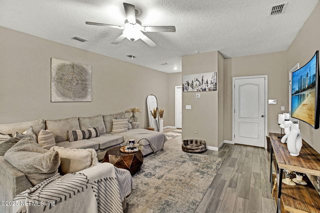 1311 SALT RIDGE Avenue, Jacksonville, FL 32218