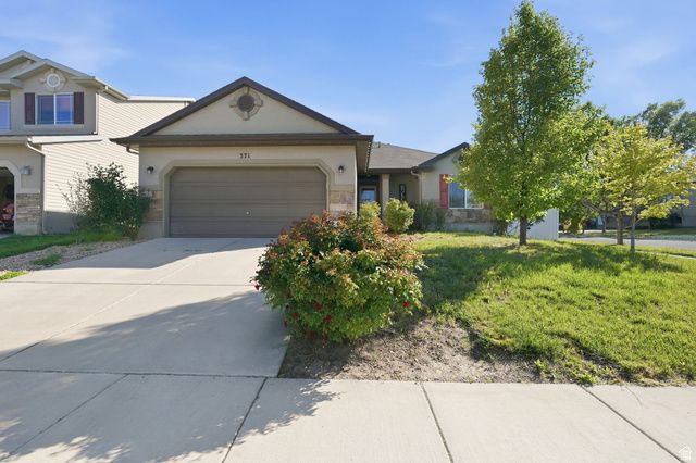 371 N STAMFORD DR, North Salt Lake, UT 84054