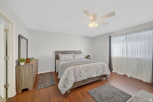 371 N STAMFORD DR, North Salt Lake, UT 84054