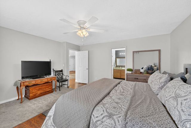 371 N STAMFORD DR, North Salt Lake, UT 84054