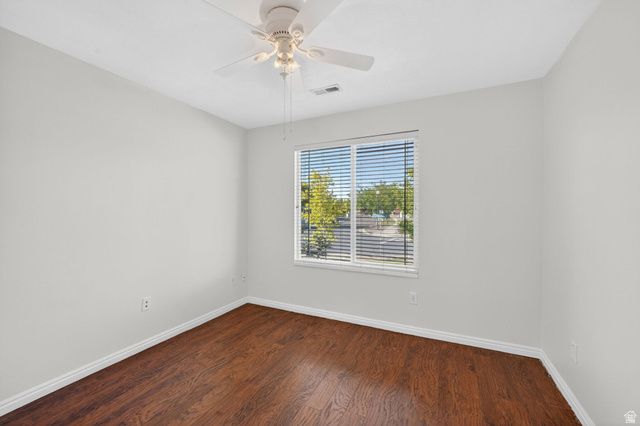 371 N STAMFORD DR, North Salt Lake, UT 84054