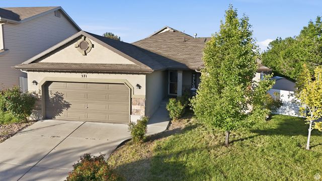 371 N STAMFORD DR, North Salt Lake, UT 84054